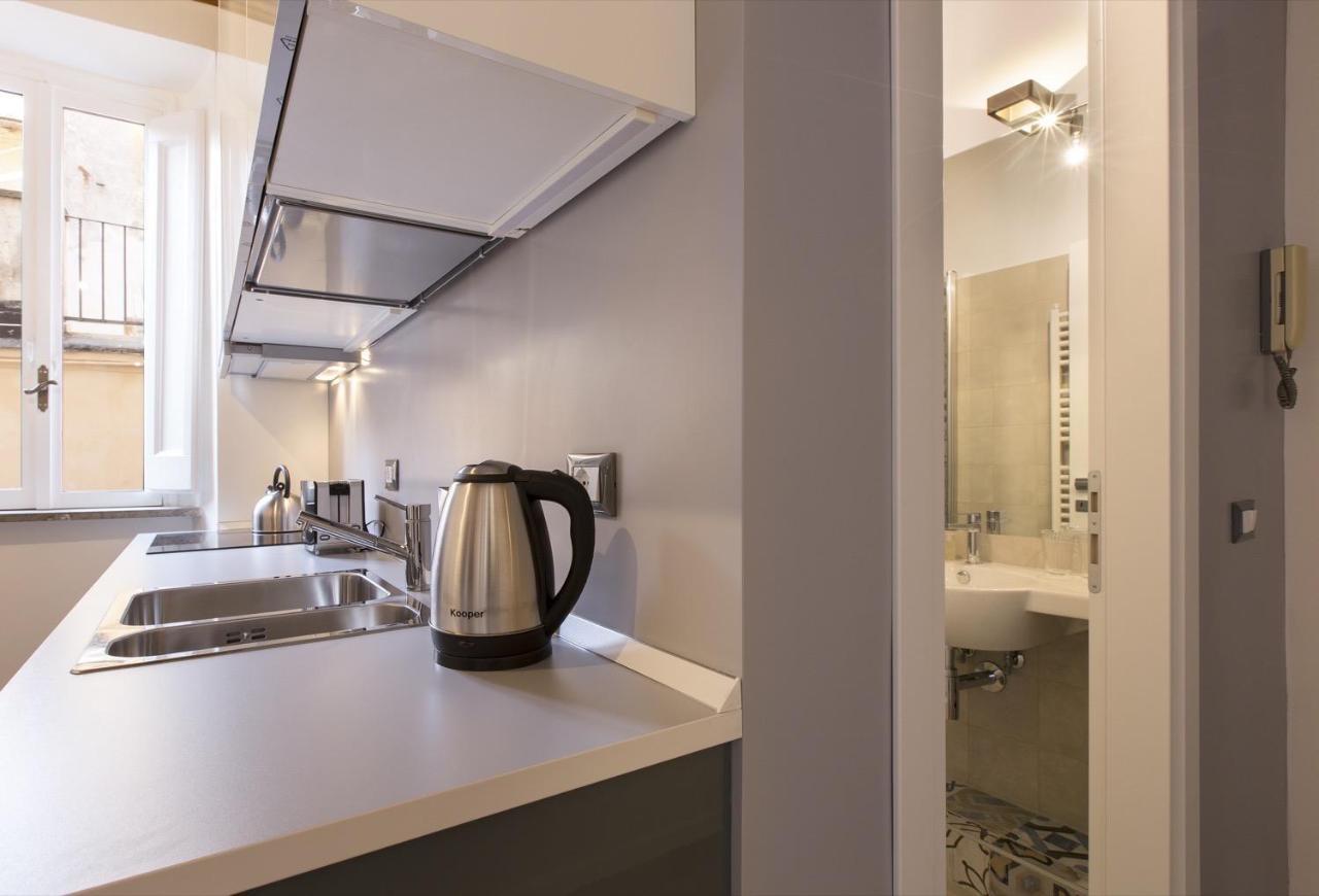 Cozy Apartment In Via Degli Spagnoli - FromhometoRoma Exterior foto